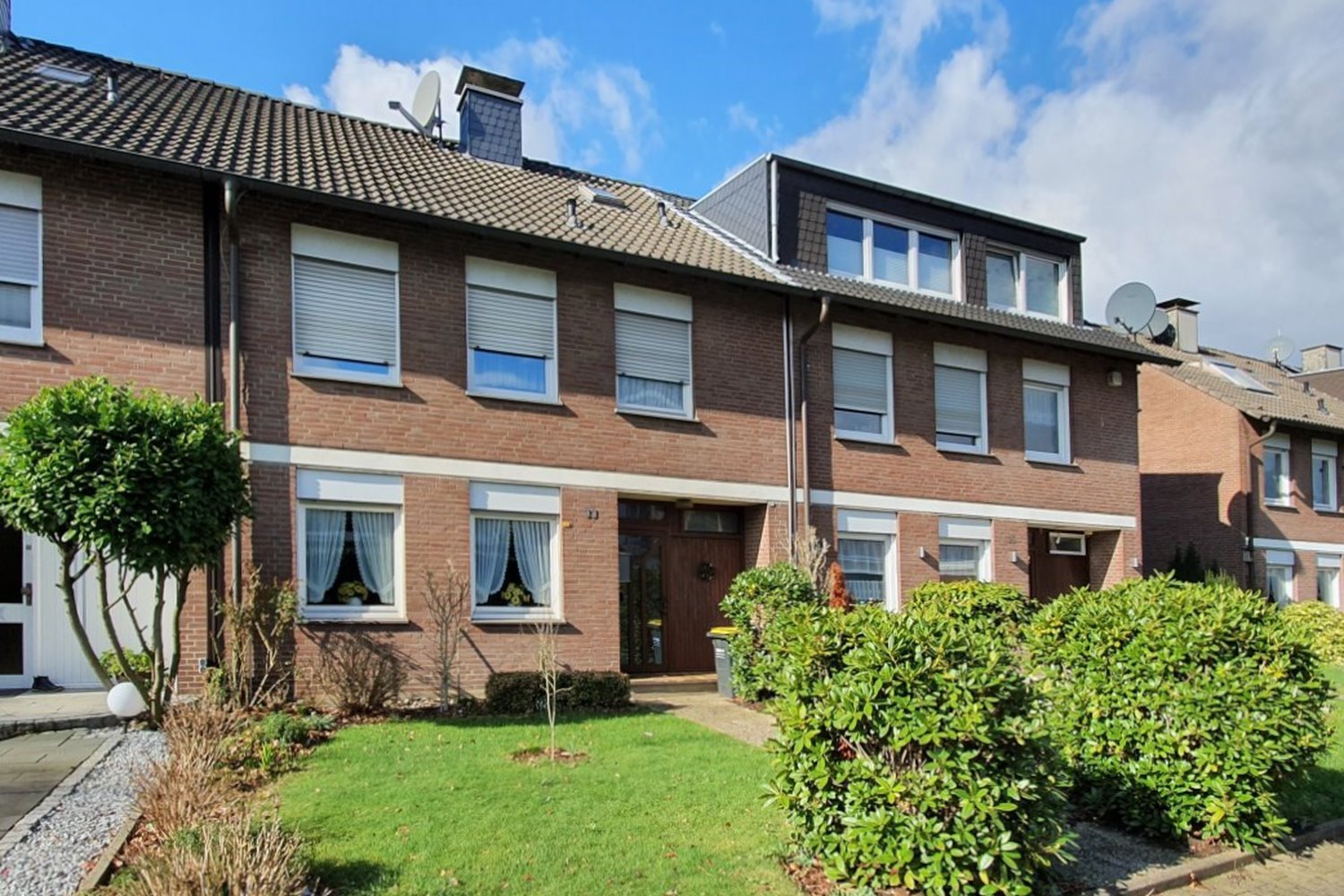 Einfamilien-Reihenhaus mit viel Platz für die Familie Einfamilien-Reihenhaus mit viel Platz für die Familie