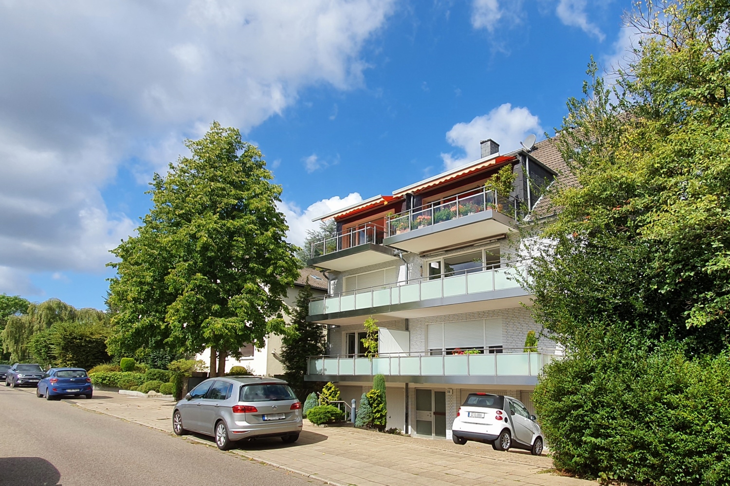 Maisonette-Eigentumswohnung mit großem Sonnenbalkon Maisonette-Eigentumswohnung mit großem Sonnenbalkon