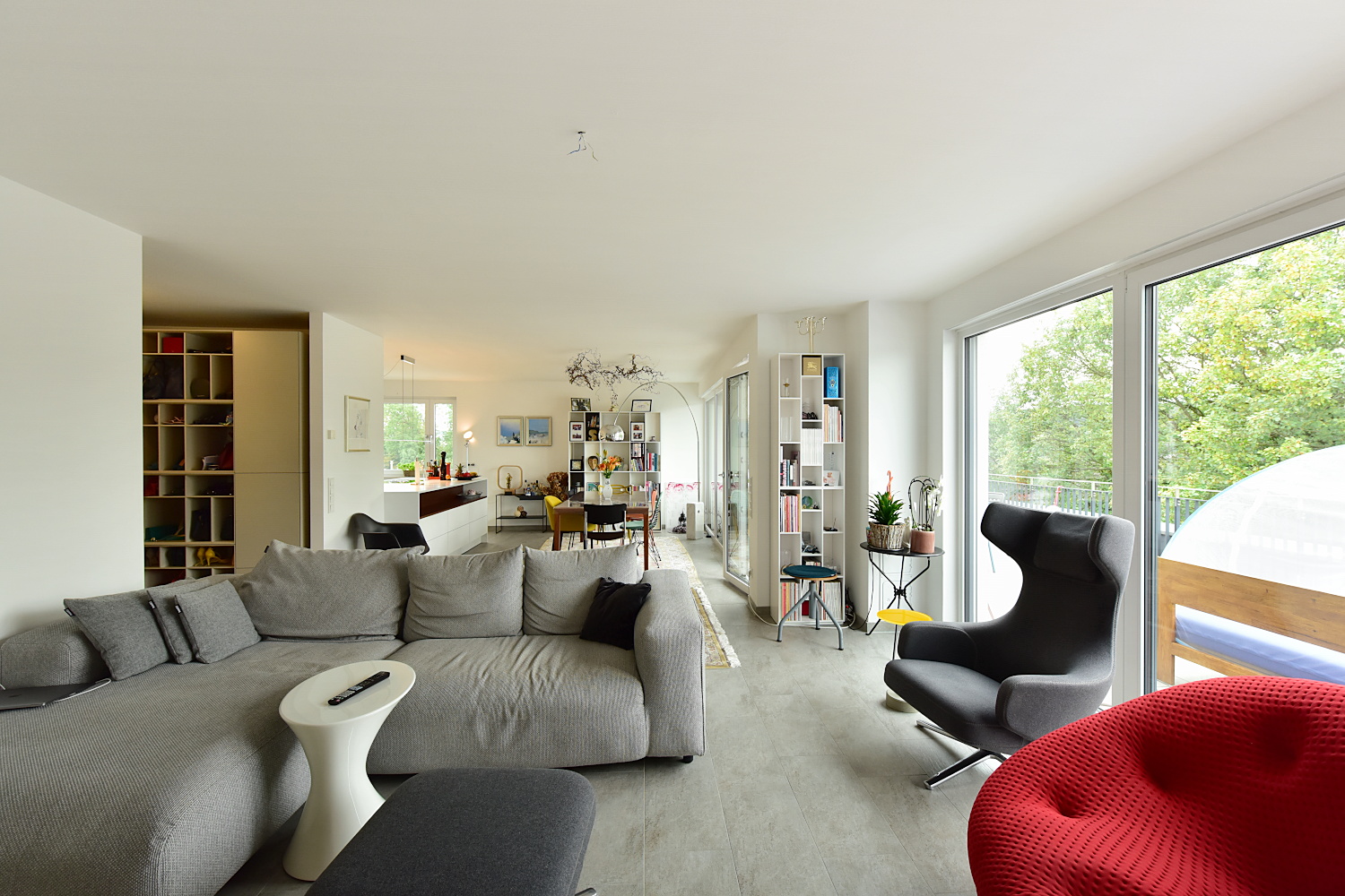 Penthouse-Wohnung im Schmachtenbergviertel + Übernahme der EBK kostengünstig möglich Penthouse-Wohnung im Schmachtenbergviertel + Übernahme der EBK kostengünstig möglich